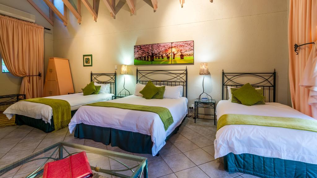 Joern'S Gaestehaus Mbombela ห้อง รูปภาพ