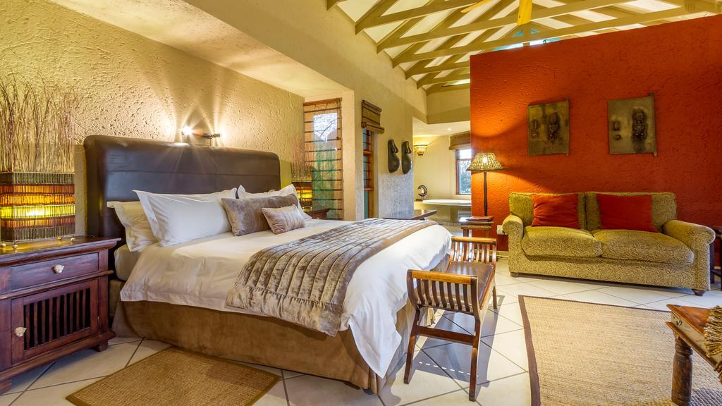 Joern'S Gaestehaus Mbombela ภายนอก รูปภาพ