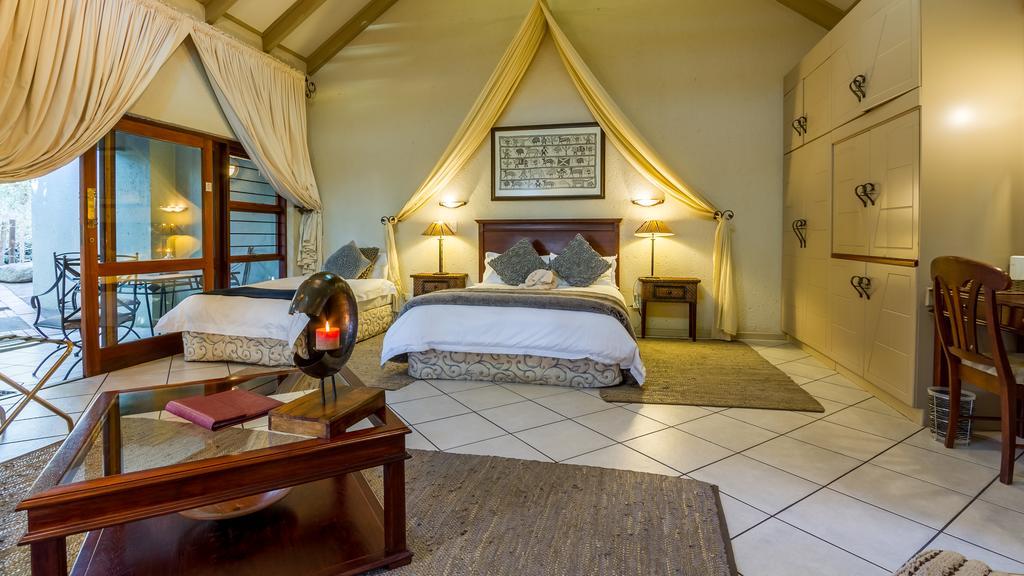 Joern'S Gaestehaus Mbombela ภายนอก รูปภาพ