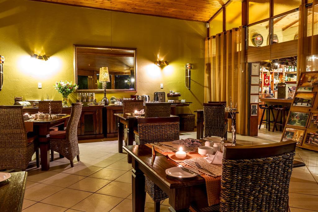 Joern'S Gaestehaus Mbombela ภายนอก รูปภาพ